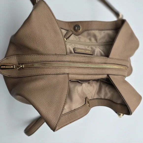 Michael Kors Raven Tan Pebble Leather Tote Shoulder Bag Hobo Style Hybrid Casual - Picture 15 of 16